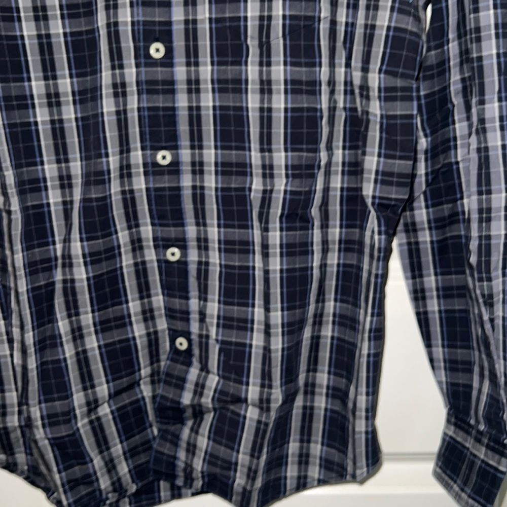 Aeo Black And Grey Pattern Button Down - image 5
